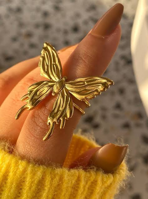 Golden Flutter Butterfly Ring